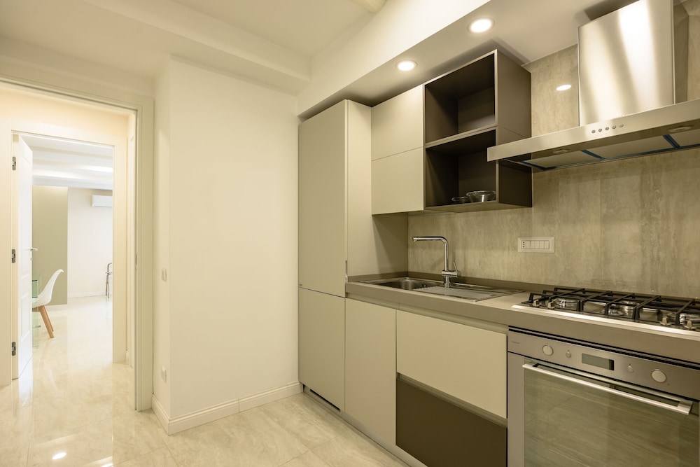 Palazzo Maddaloni Sweet Home By Napoliapartments