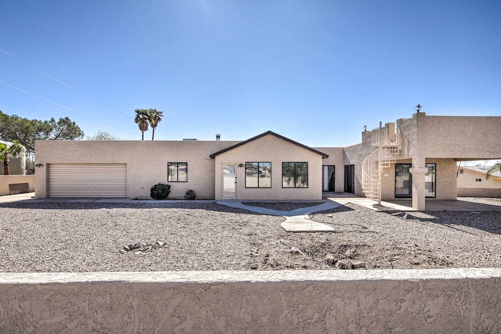 Modern Lake Havasu Retreat: Lake & Mountain Views! view 4