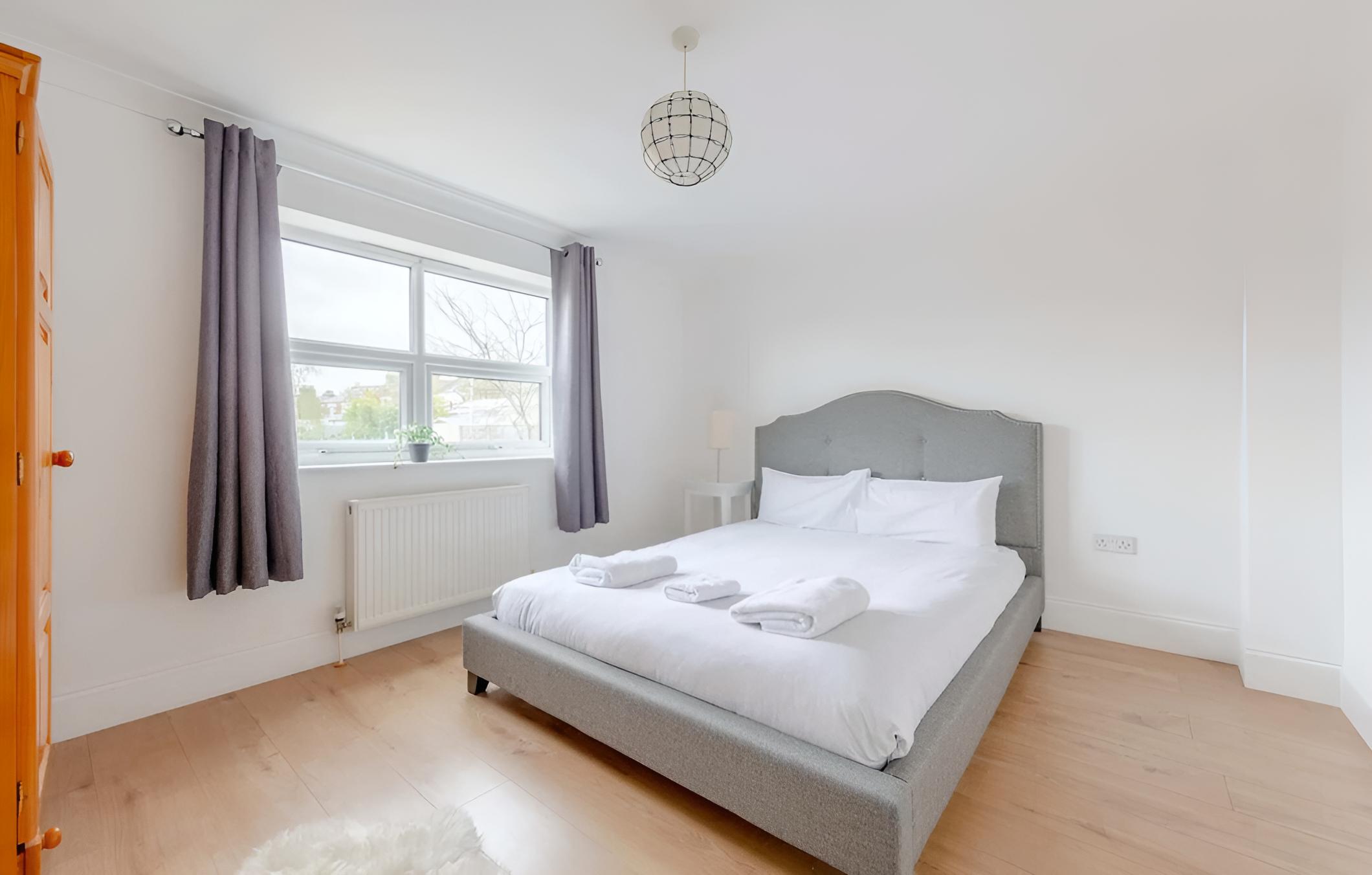 Bright & Spacious 5BD House - Peckham