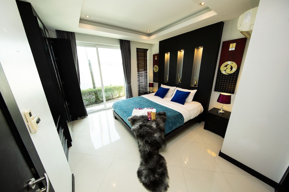 Hollywood Pool Villa Jomtien Pattaya