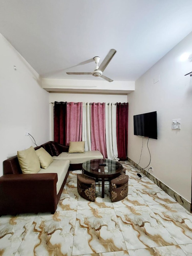 Full Two Bed Apartment in Dhaka
