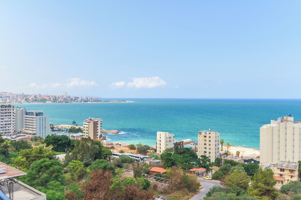Jounieh Living - Residences by Local Host
