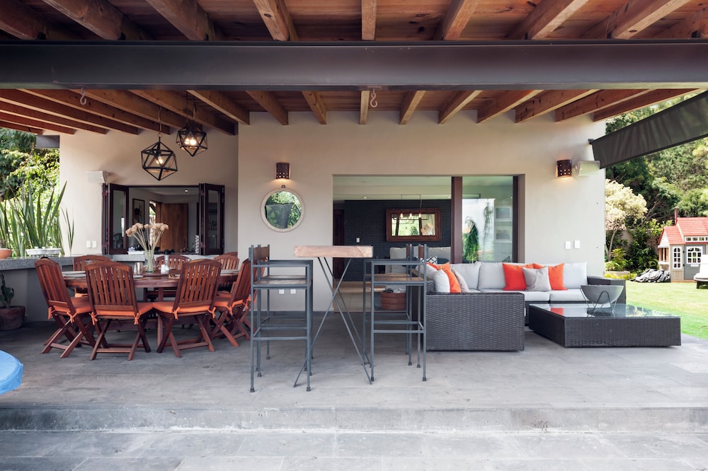 Villa Camila Unmatched Lake Views view 4