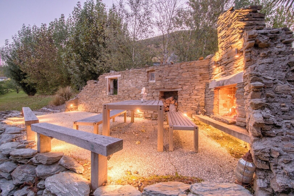 Pinnacle Villa