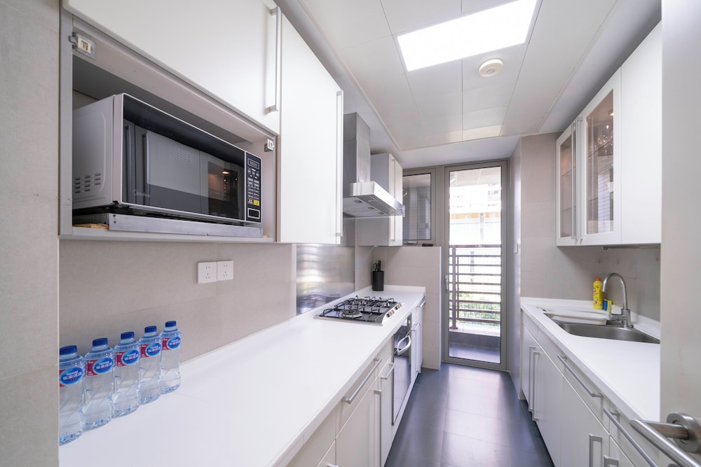 Tyms Stylish 3BR 2BA Apt Xuhui Center