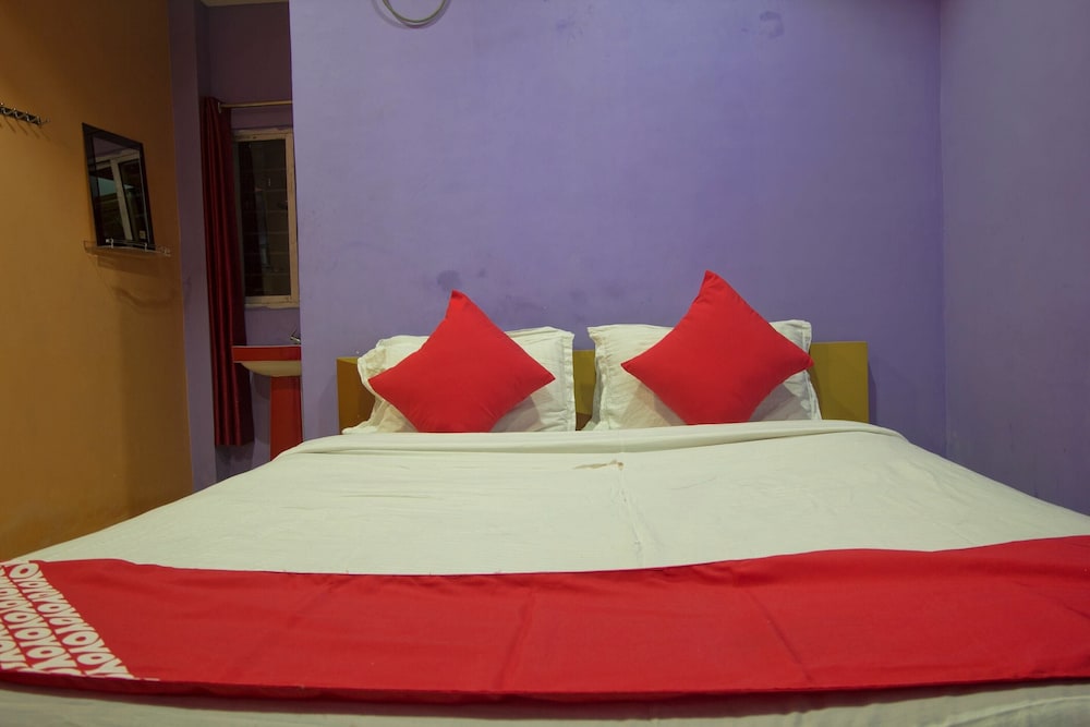 OYO 10462 Smriti Guest House