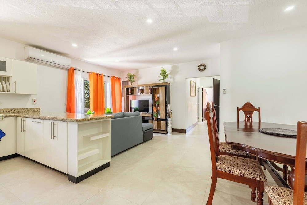 2 Bedroom Apartment Near Ocho Rios