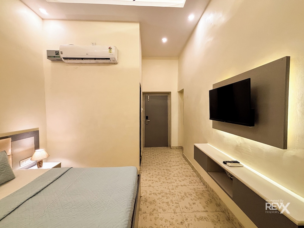 Hotel Diamond Palace