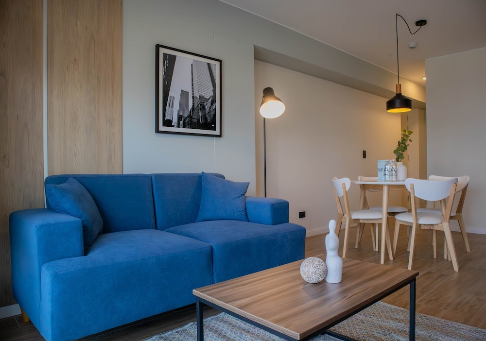 w Stylish 1BR in San Isidro