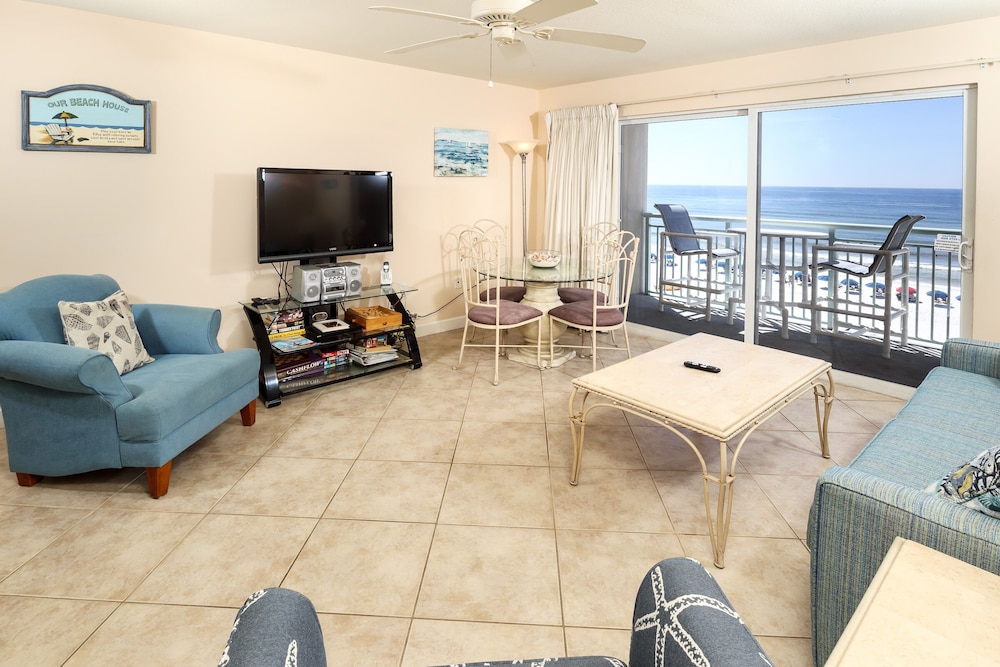 Pelican Isle 412 by Brooks and Shorey Resorts
