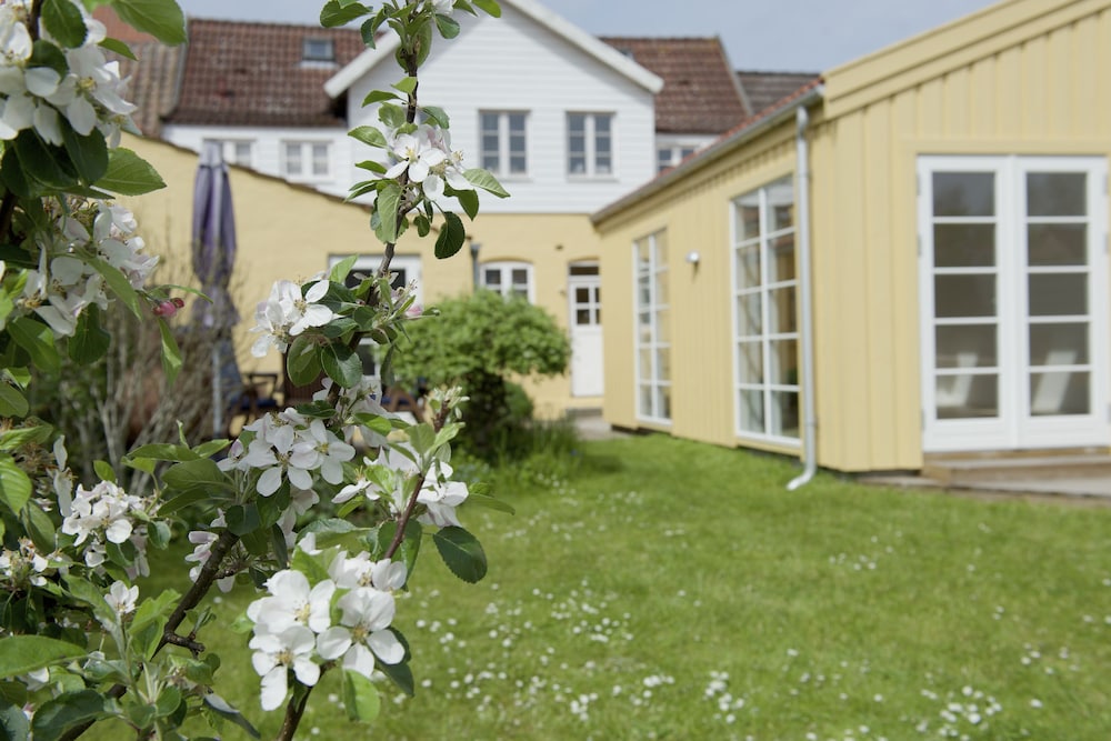 Odense Vacations - Lotus BB  Spa - Indre Ro Yoga - Property Image 37