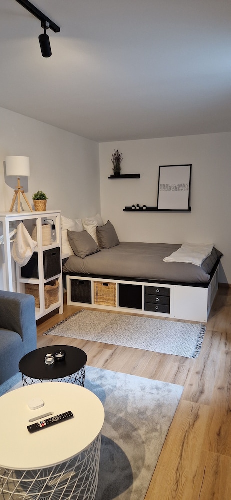 Charleroi Cozy Home