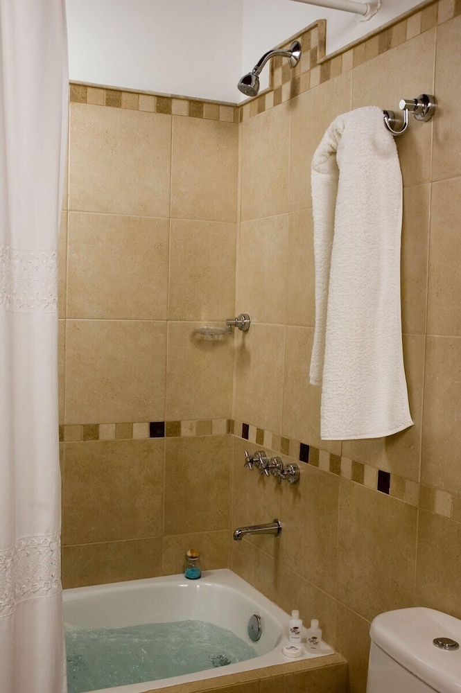 Hosteria Roble Sur