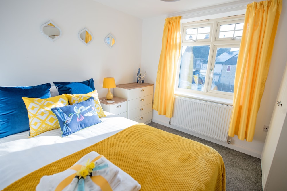 KVM - Sunshine Apartment view 2