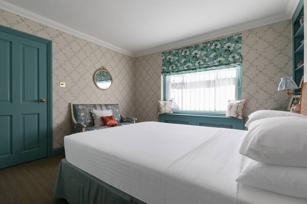 Westbourne Park Road Xvii by Onefinestay