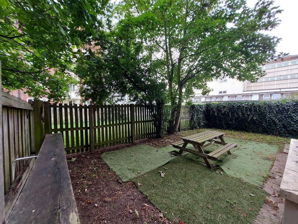 outdoor bbq area