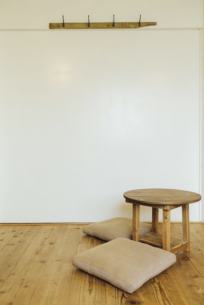 Torii-Kuguru Hostel
