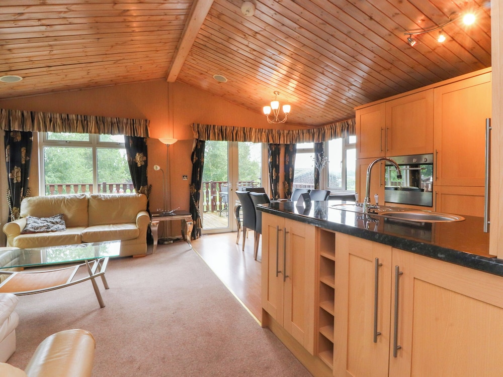 Borwick Heights 6