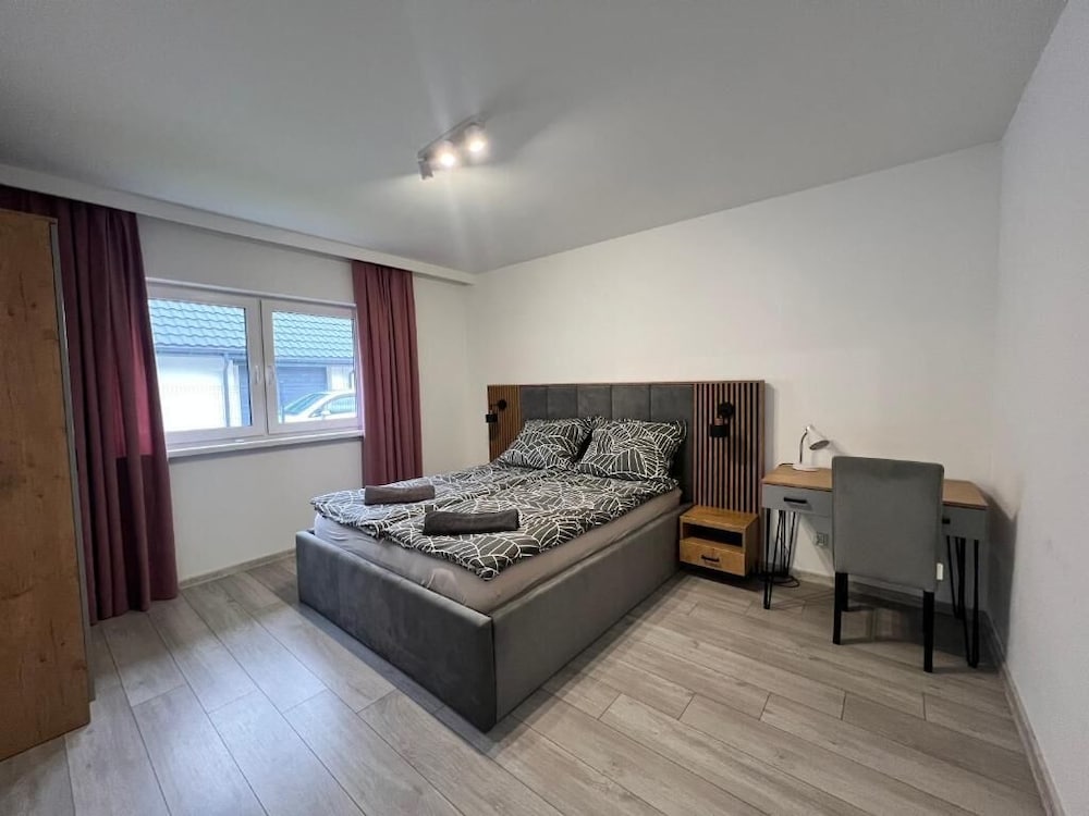 Apartamenty Max House