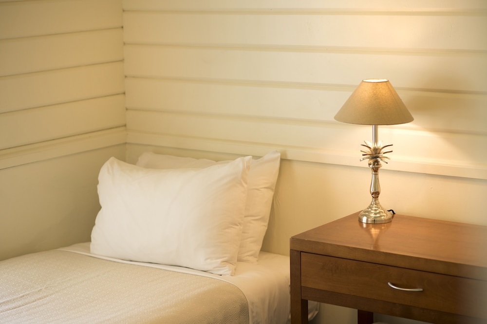 Furneaux Lodge