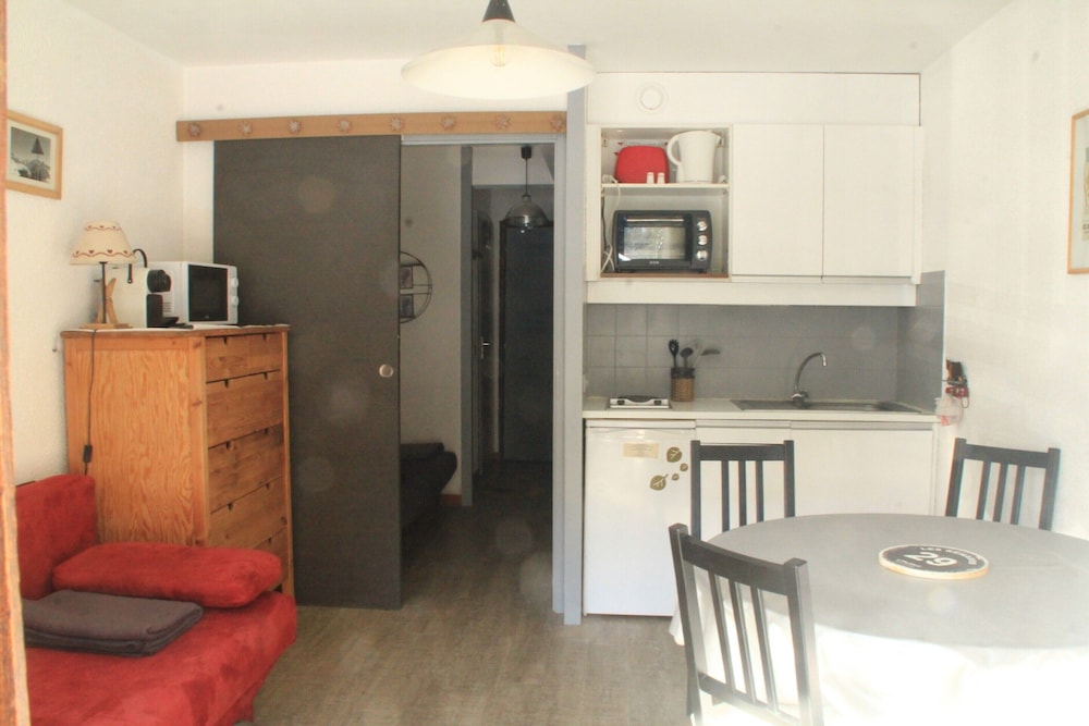 Apartment for 4 in Chatel With Balcony