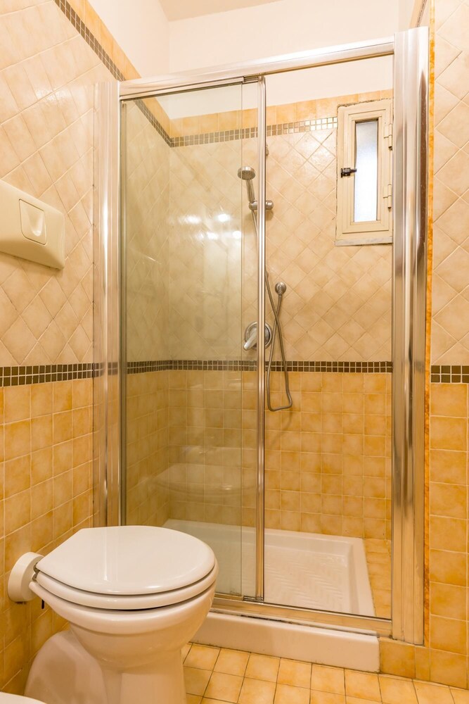 Posillipo Bright Apartment With Parking Space