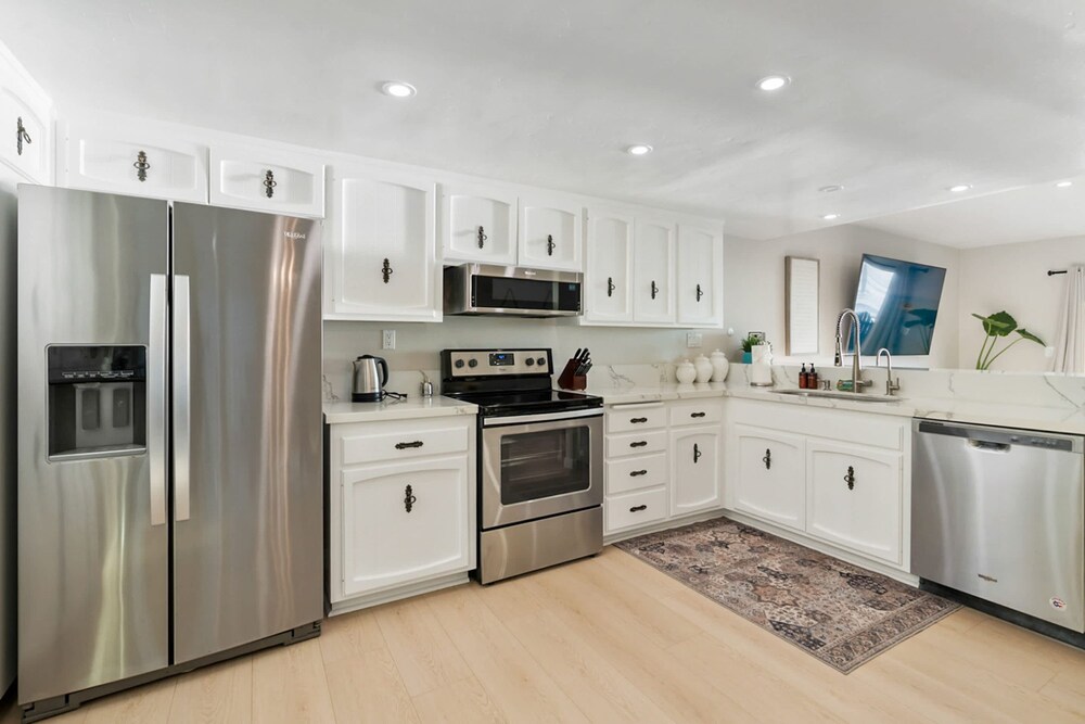 Beachfront Home In Carlsbad - Remodeled