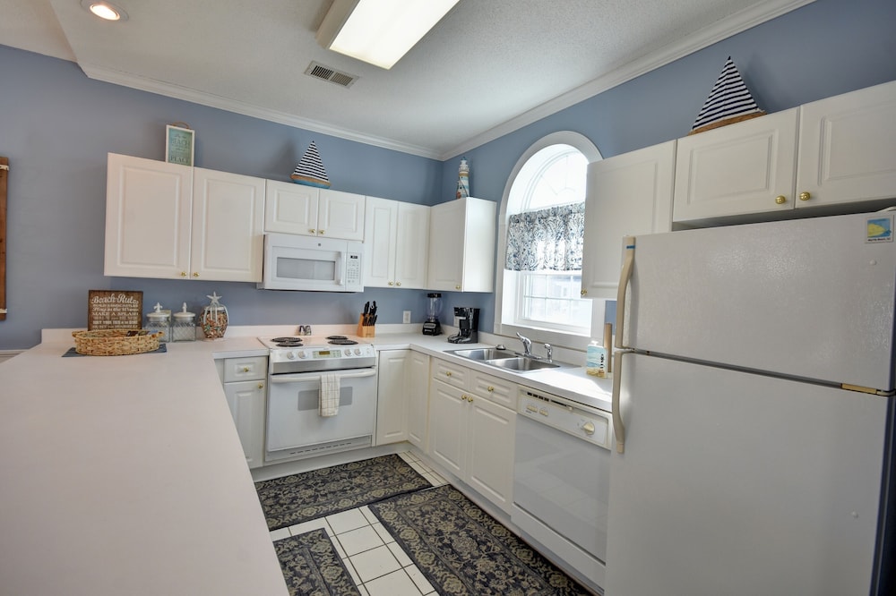 4830 Carnation Cir Magnolia North 2 Bedroom Condo by RedAwning