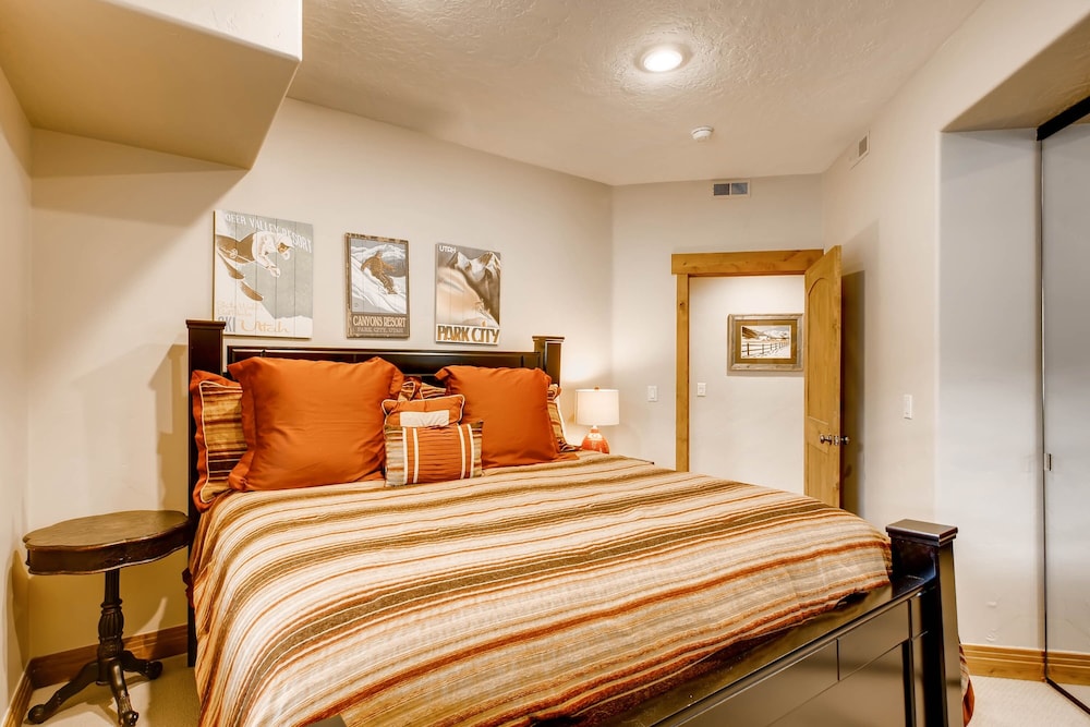 Park City Ski Resort - Town Pointe Condos