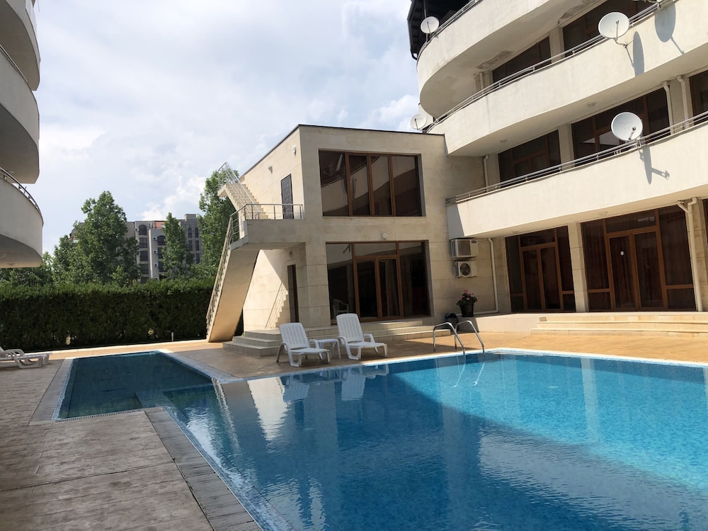 Menada Eden Apartments