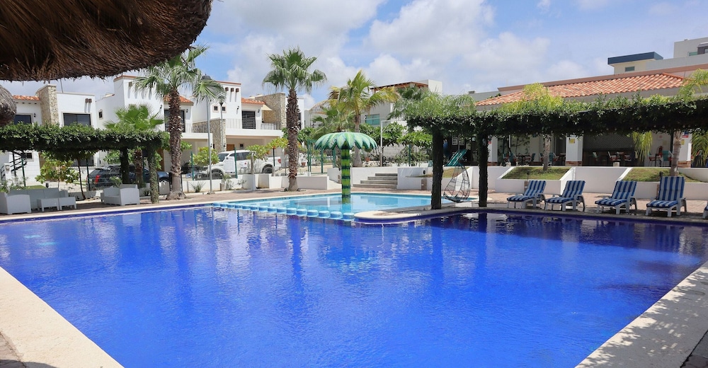 Pool & Wellness