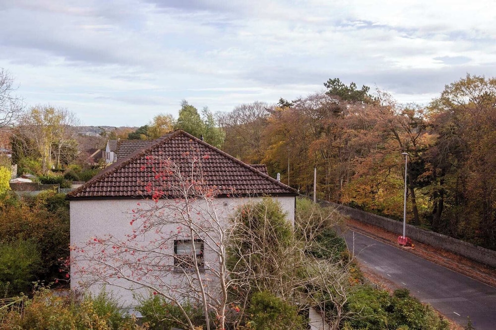 Caledon Court