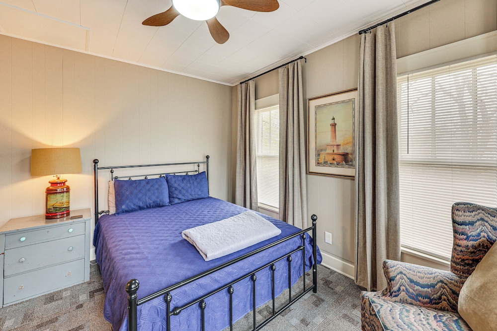 Easy Highway Access: Texarkana Condo Near Dtwn