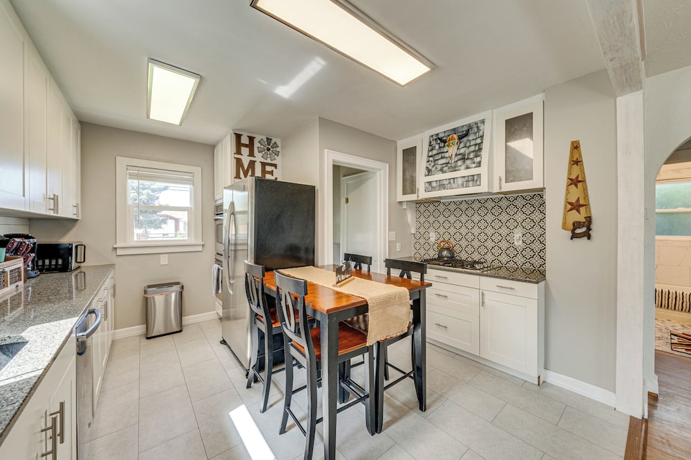 2 Mi to Dtwn: Family Home in Cheyenne!