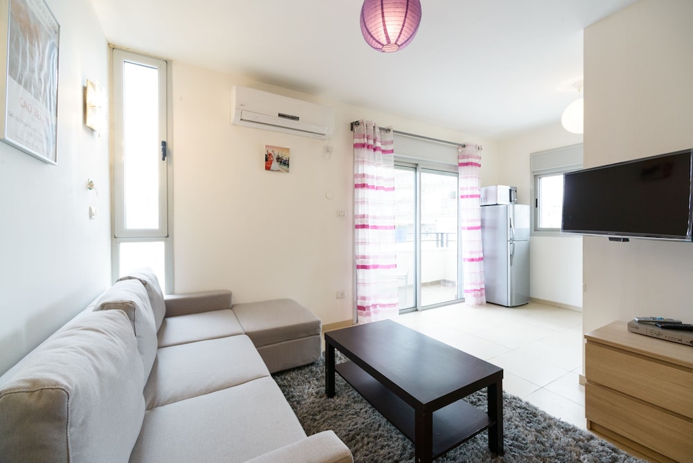 Tel-Aviving Apartments