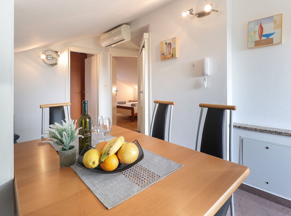 Peaceful Nature Retreat Near Krk Town With BBQ and Parking