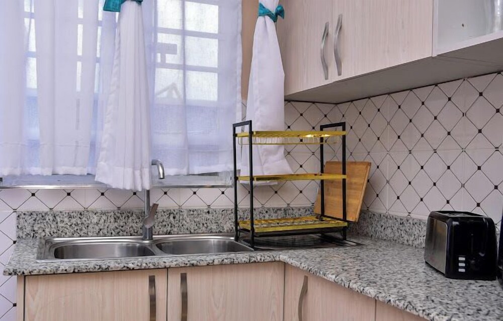 Lux Suites comfy Homestays Nakuru