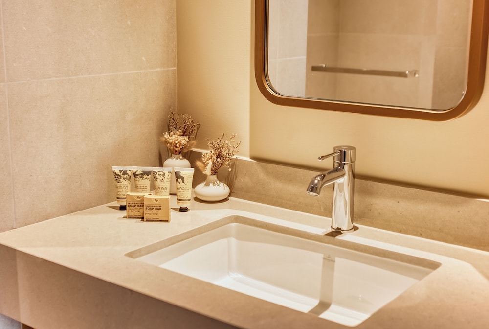 PVH - Magnificent 2BR - Vida Dubai Mall