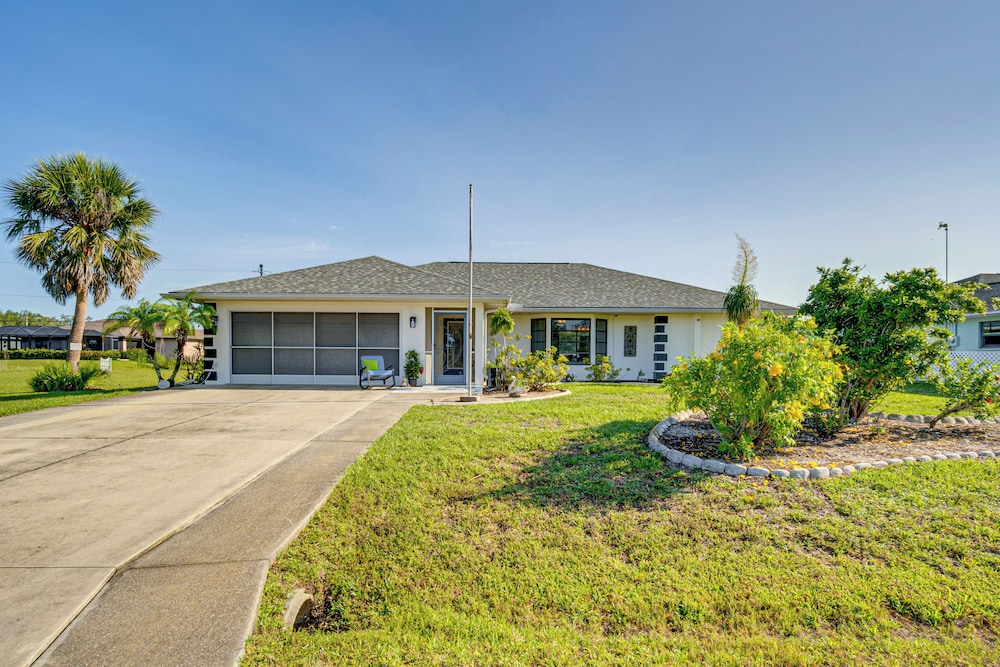 Pool, BBQ & More: Sleek Home in Port Charlotte!