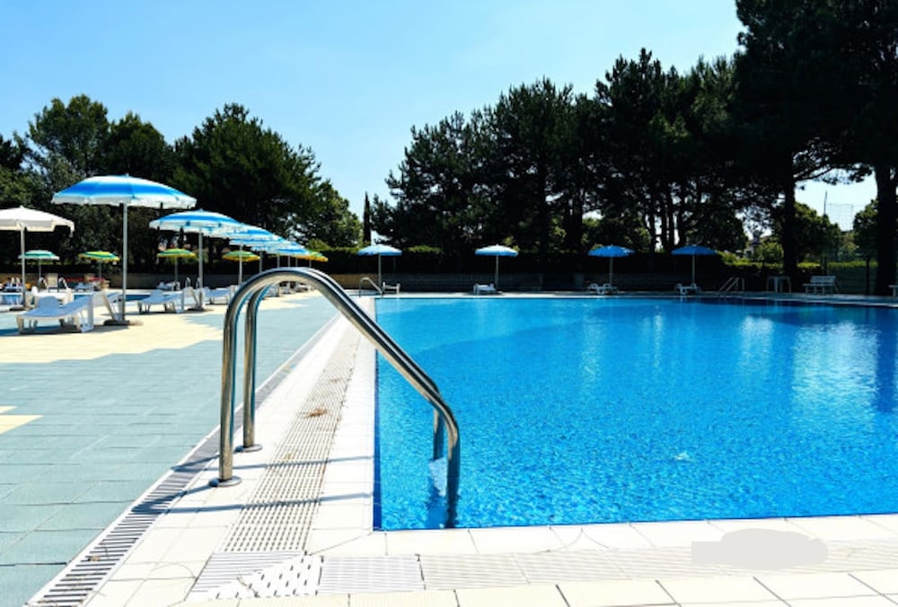 Practical Studio in a Pool Paradise