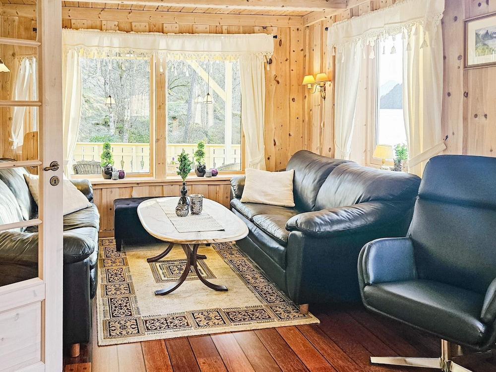 6 Person Holiday Home in Bygstad