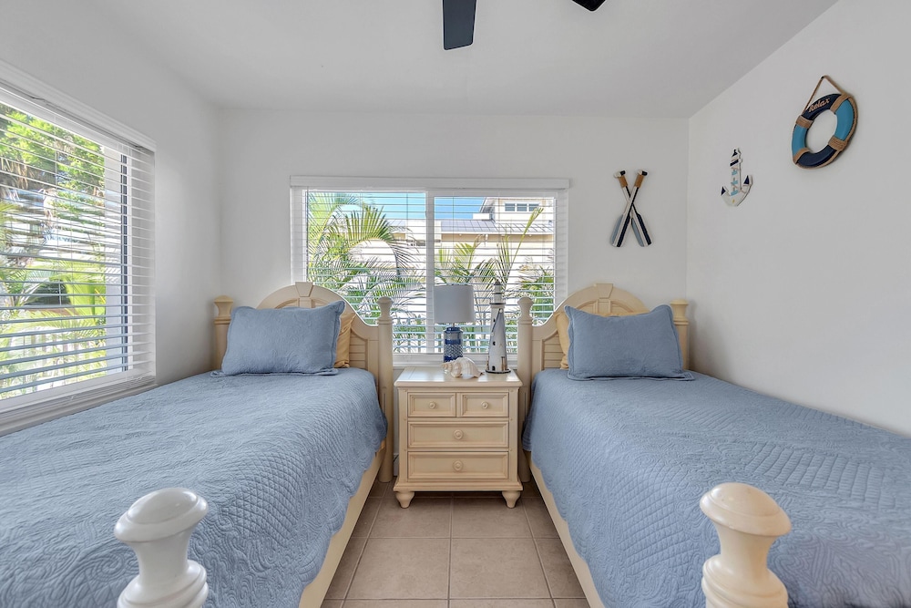 Indian Rocks Retreat