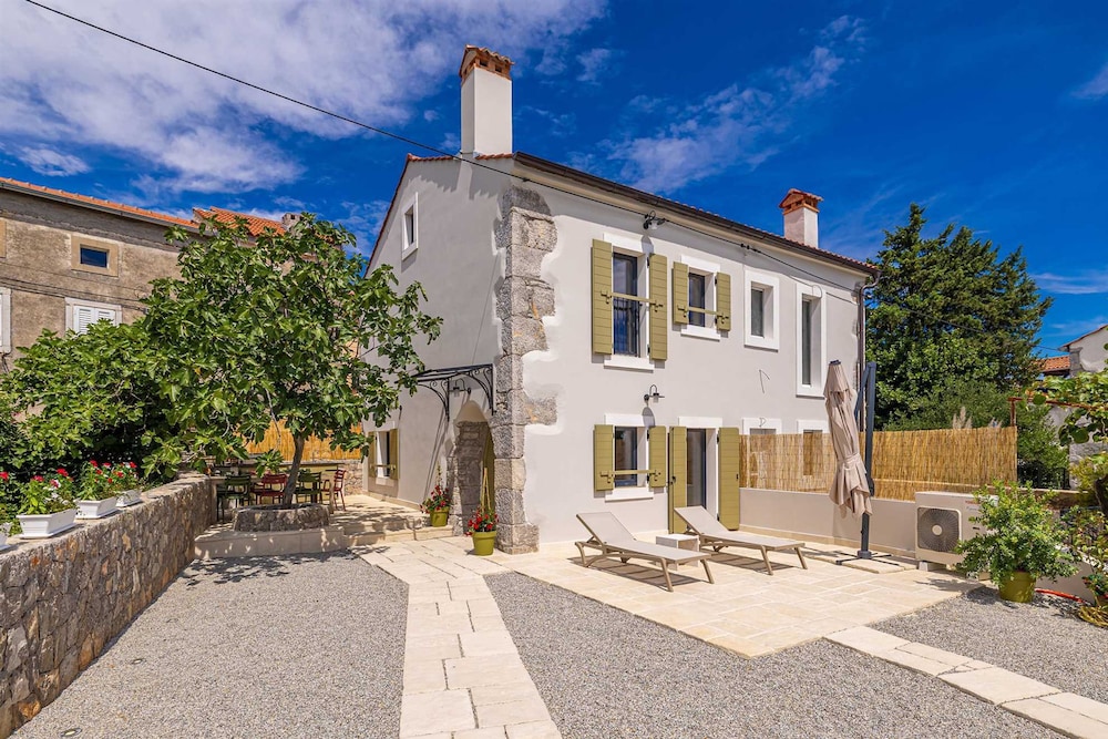 Holiday House Rural Home Frane