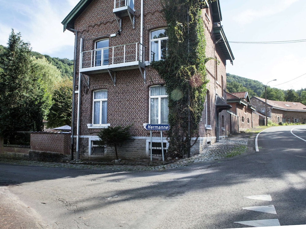 Photo 32