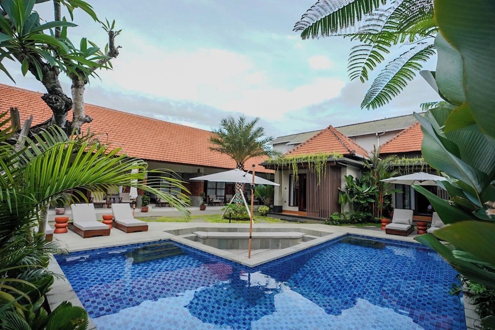 Kesumasari Living Lodge