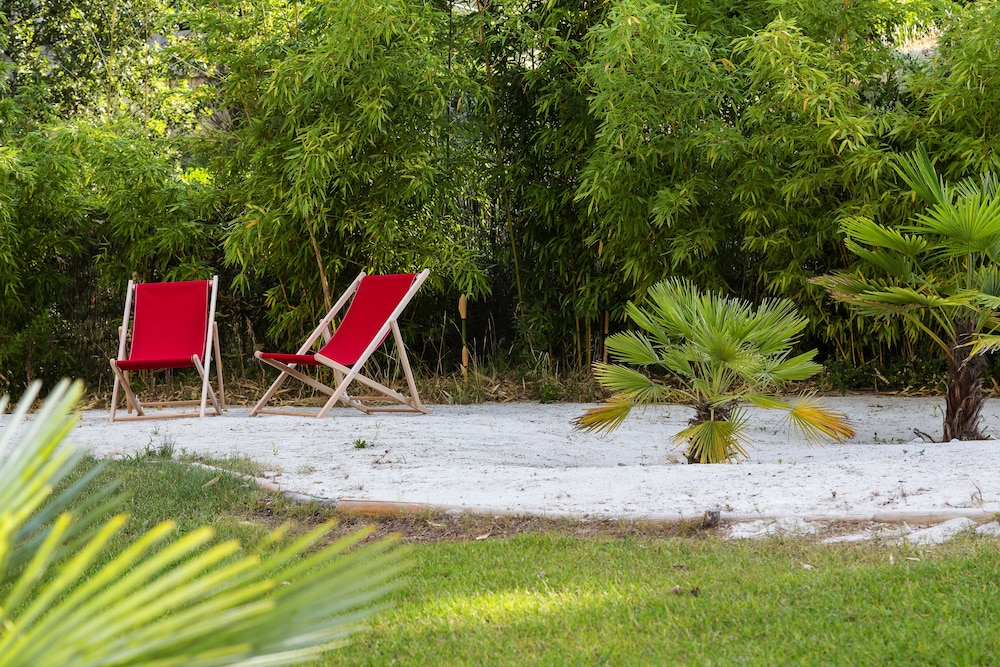 Hotel Mercure Aix-en-Provence La Duranne Gare TGV - Image 1