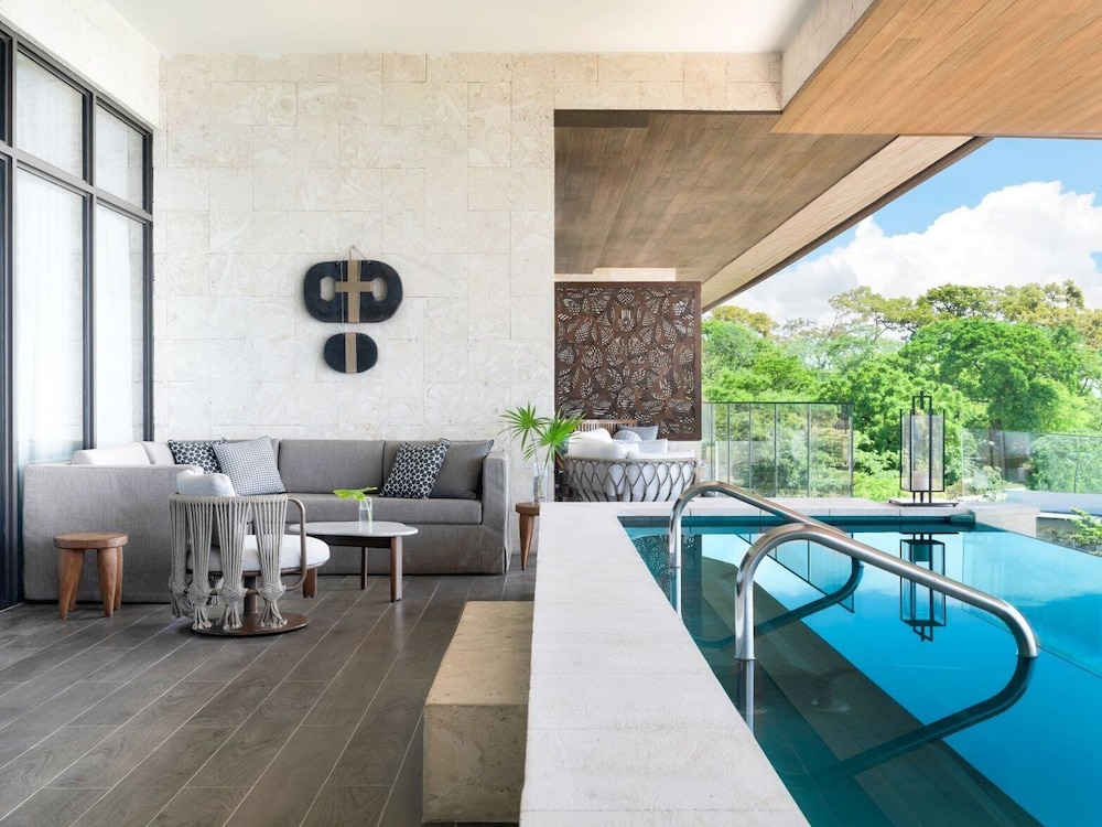 Kimpton Grand Roatan Resort And Spa by IHG - Photo 17