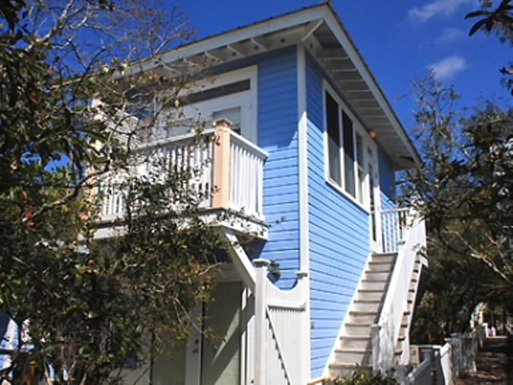 Cottage Rental Agency - Seaside, Florida