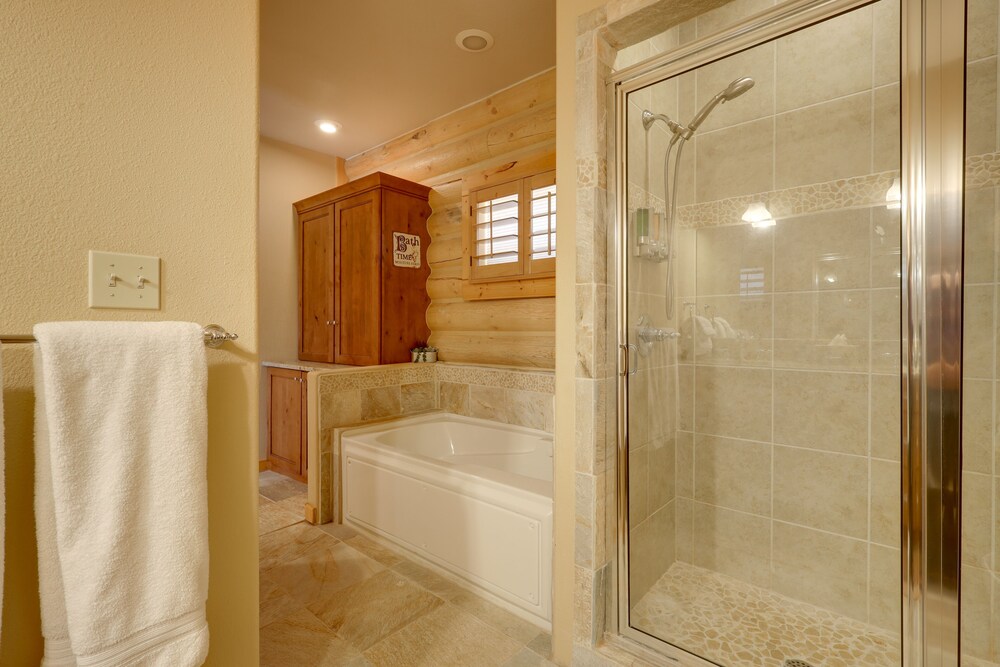 Luxe Angel Fire Home w/ Fire Pit ~ 3 Mi to Skiing! view 3