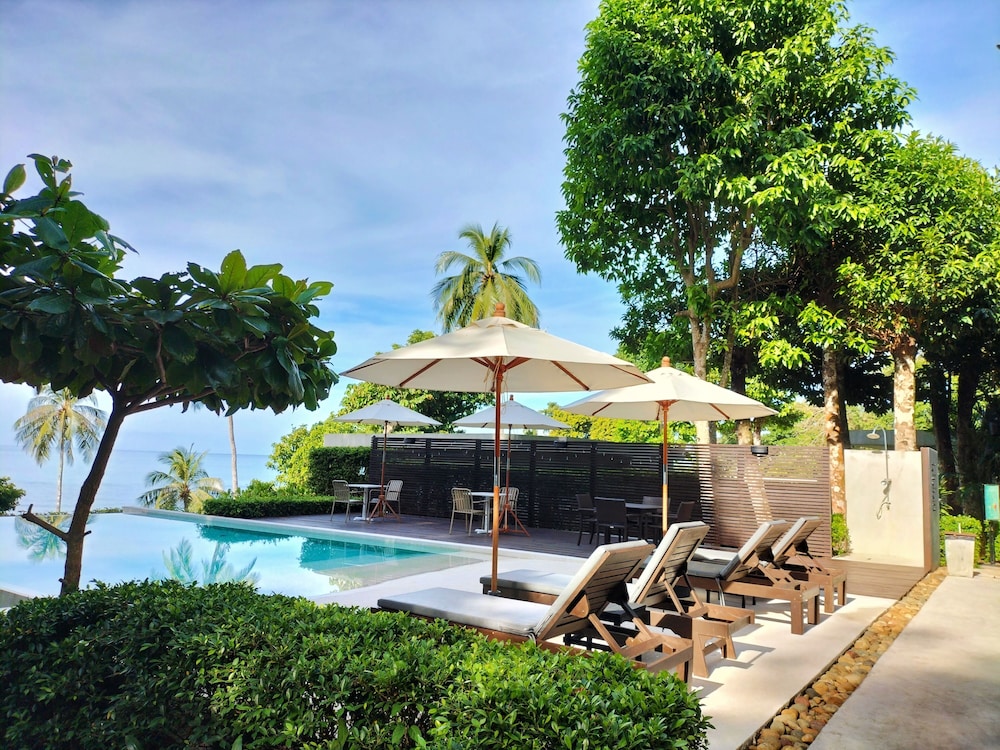 Nest Sense Resort